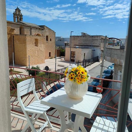 Tra Il Mare E Il Borgo - Pulsano Apartment Luaran gambar